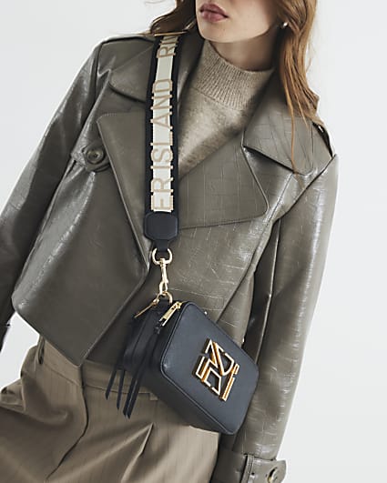 Ladies handbags in river island sale