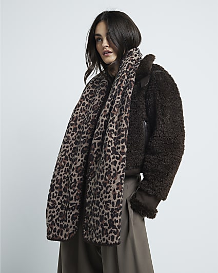 Brown blanket stitch leopard scarf