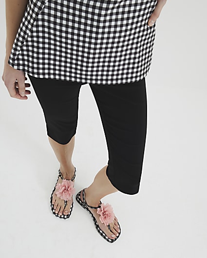 Black Flower Toe Thong Flat Sandals