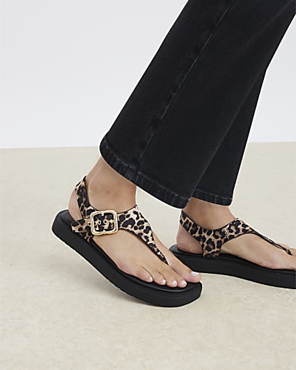 Beige Leopard Print Toe Thong Sandals