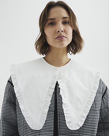 White Oversized Poplin Collar