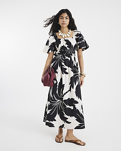 Black Short Sleeve Shirred Midi Dress