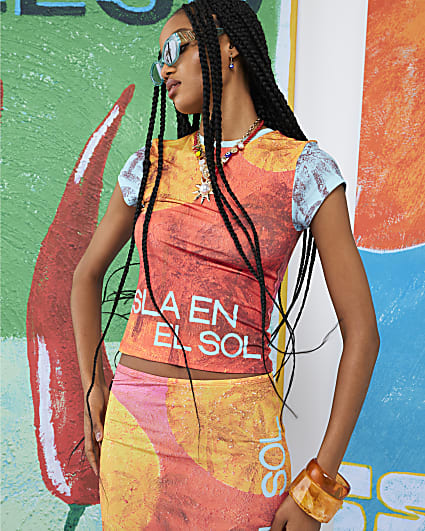 Red Atlas Short Sleeve Isla En El Sol T-shirt