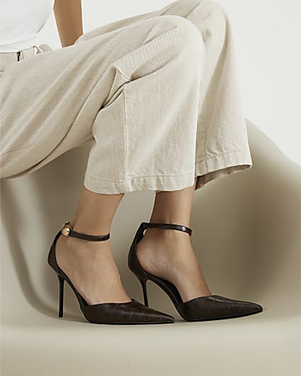 Brown Croc Texture Print Court Heels