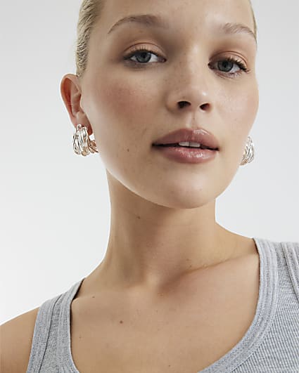 Silver Wire Hoop Earrings