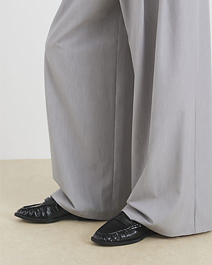 Black Ruched Loafer