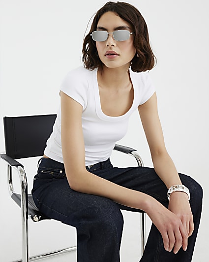 Cream Scoop Neck Cap Sleeve T-shirt