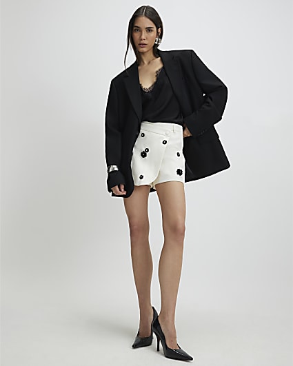 White Embellished Flower Detail Skort