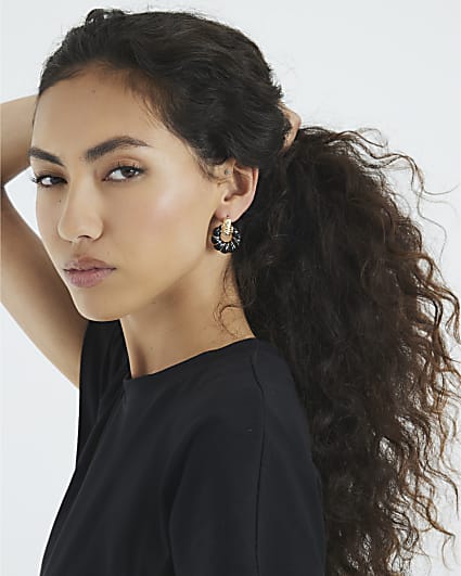 Black Ridged Drop Earrings