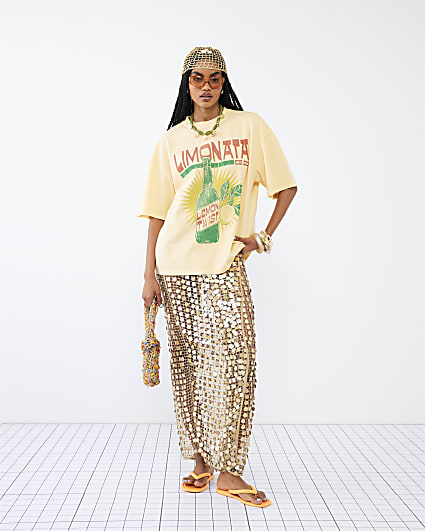 Yellow Short Sleeve Limonata Drink T-shirt