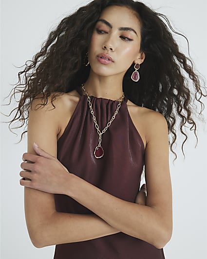 Red Stone Pendant Necklace