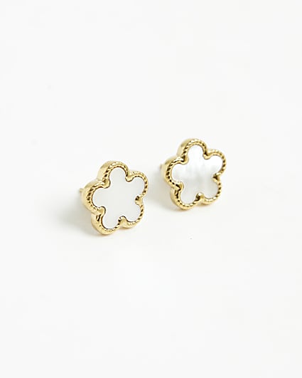 Gold flower stud earrings