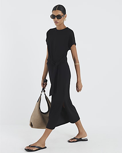 Black Premium Short Sleeve Knot Midi Dress