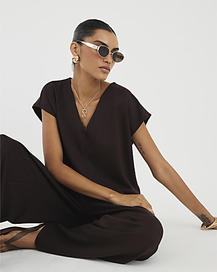 Brown Short Sleeve V-neck T-shirt