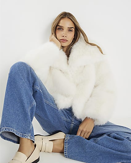 Cream Wide Collar Faux Fur Short Jacket