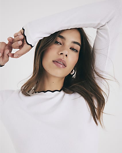 White Long Sleeve Scallop Trim Top