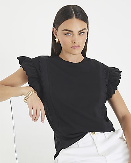Black Short Sleeve Scallop Trim T-Shirt