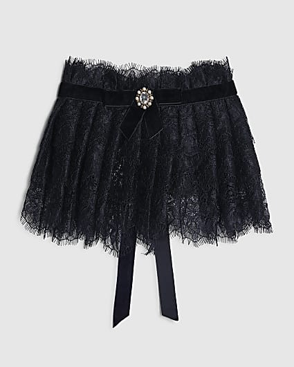 Black Lace Diamante Collar