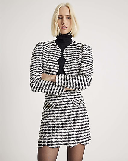 Black Boucle Check Print Scallop Mini Skirt