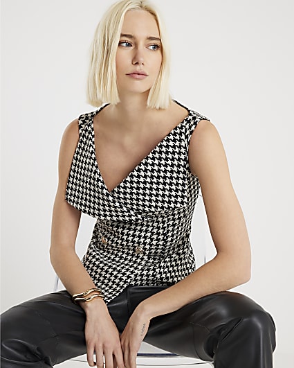 Black Sleeveless Dogtooth Lapel Waistcoat