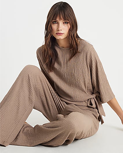 Beige Short Sleeve Textured Knot Side Top