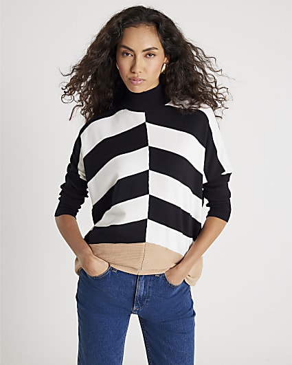 Black Knitted Striped Ribbed Jumper