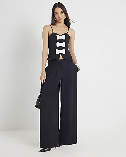 Black Sleeveless Bow Cami Top