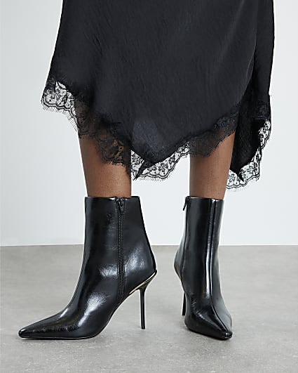 Black Skinny Heel Pointed Ankle Boots