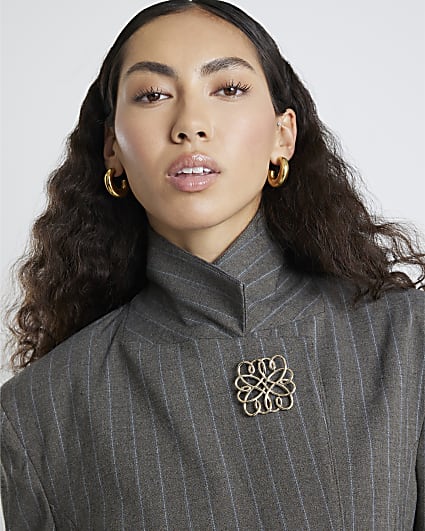 Gold Wire Brooch