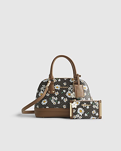 Brown Monogram Daisy Tote Bag Bundle