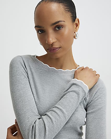 Grey Scallop Trim Long Sleeve T-Shirt