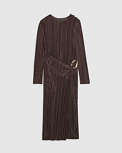 Petite Brown Plisse Buckle Detail Midi Dress