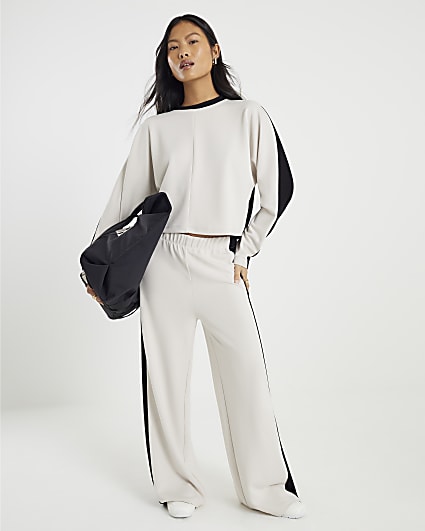 Petite Cream Colour Block Batwing Sweatshirt