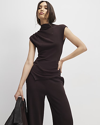 Brown Cosy Sleeveless Drape Top