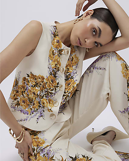 Cream Floral Fitted Waist Coat
