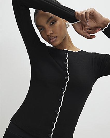 Black Long Sleeve Scallop Trim Ribbed Top