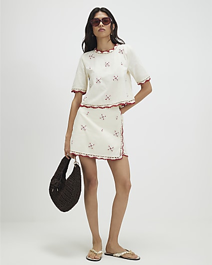 Cream Shell Flower Set