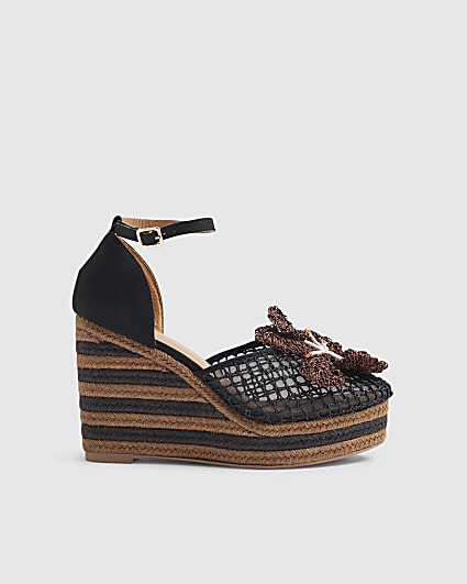 Black Closed Toe Flower Wedges