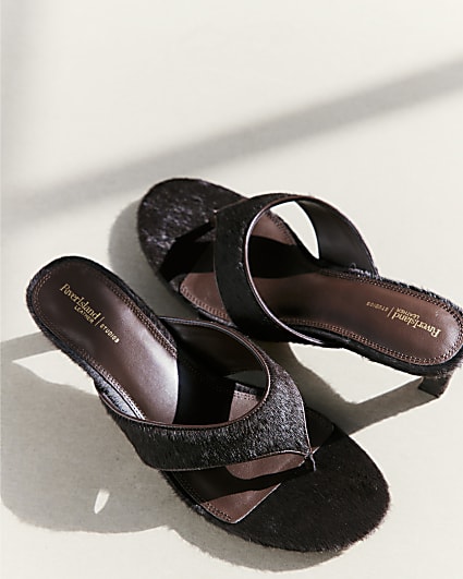 Brown Hair On Leather Toe Thong Heel Sandals