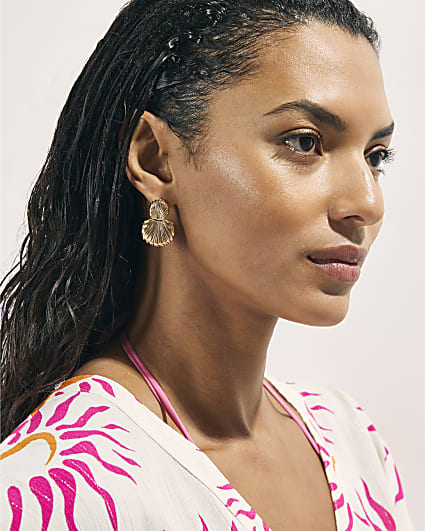 Gold Ridge Shell Earrings