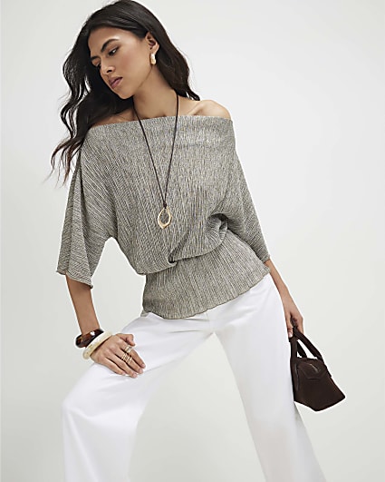 Khaki Short Sleeve Plisse Batwing Top