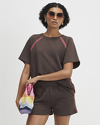 Brown Cotton Blend Whipstitch Trim T-shirt