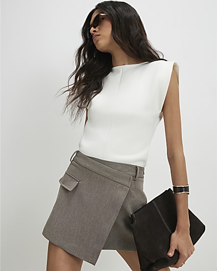 Beige Asymmetric Pocket Front Skort