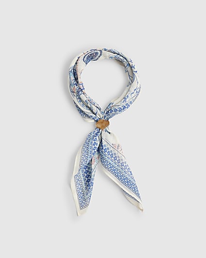 Cream Paisley Stone Toggle Scarf