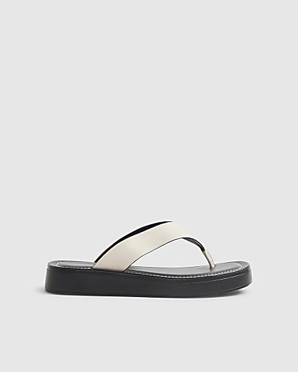 Cream Leather Flatform Toe Thong Sandals