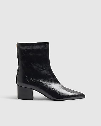 Black Point Toe Heeled Ankle Boots