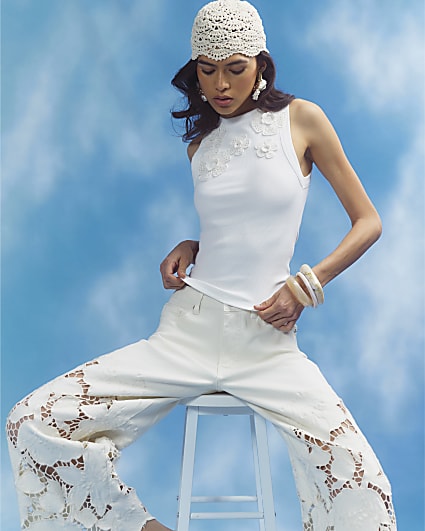 White Sleeveless 3D Flower Ribbed Tank Top
