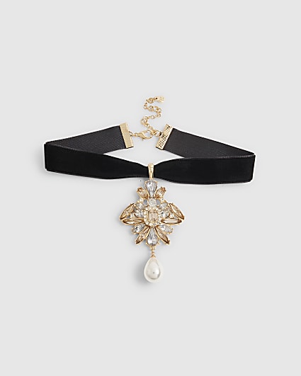 Black Velvet Floral Pendant Choker
