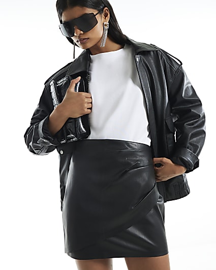 Black Ruched Side Faux Leather Mini Skirt