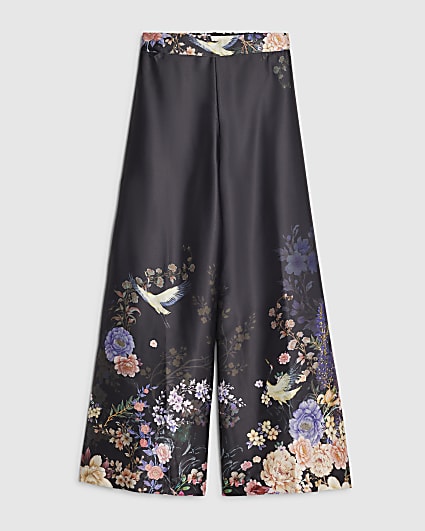 Petite Black Floral Print Wide Leg Trousers